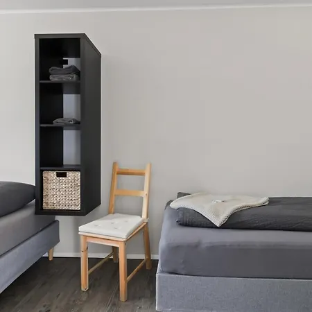 24-7 Living - Modern In With Connection Apartment *