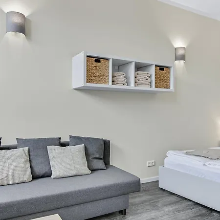 24-7 Living - Modern In With Connection * Waltrop