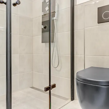 24-7 Living - Modern In With Connection Daire *