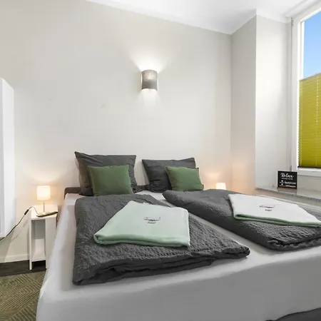 24-7 Living - Modern In With Connection Waltrop