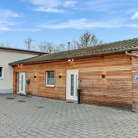 Daire 24-7 Living - Modern In With Connection