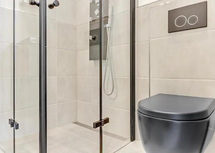 24-7 Living - Modern In With Connection Apartman *