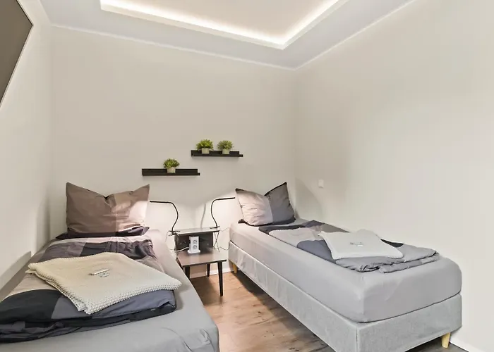 24-7 Living - Modern In With Connection شقة