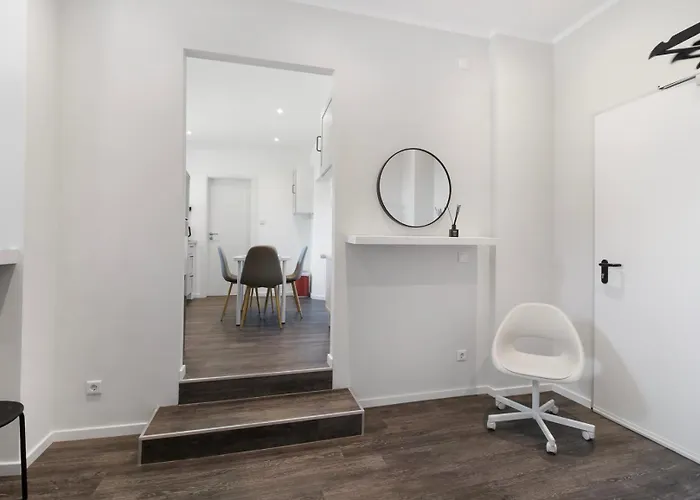 24-7 Living - Modern In With Connection * Waltrop