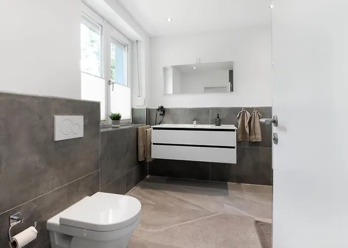 Apartman 24-7 Living - Modern In With Connection