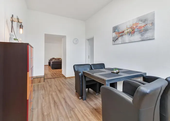 Apartman 24-7 Living - Modern In With Connection *