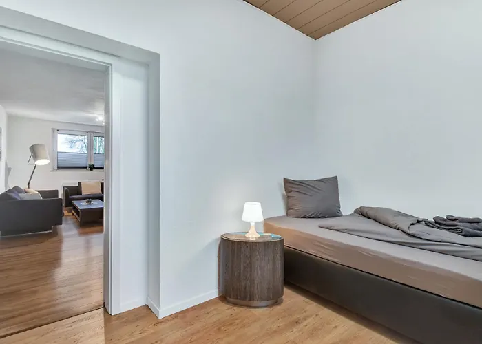 24-7 Living - Modern In With Connection شقة فالتروب