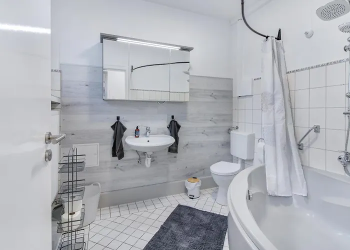 24-7 Living - Modern In With Connection * فالتروب