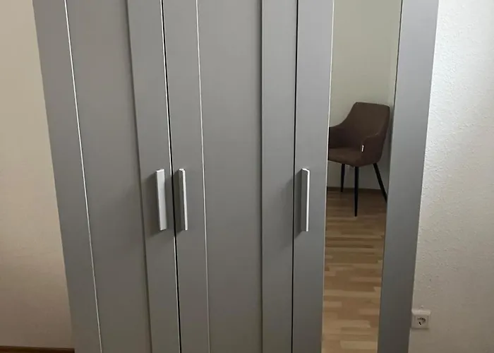 24-7 Living - Modern In With Connection Apartman